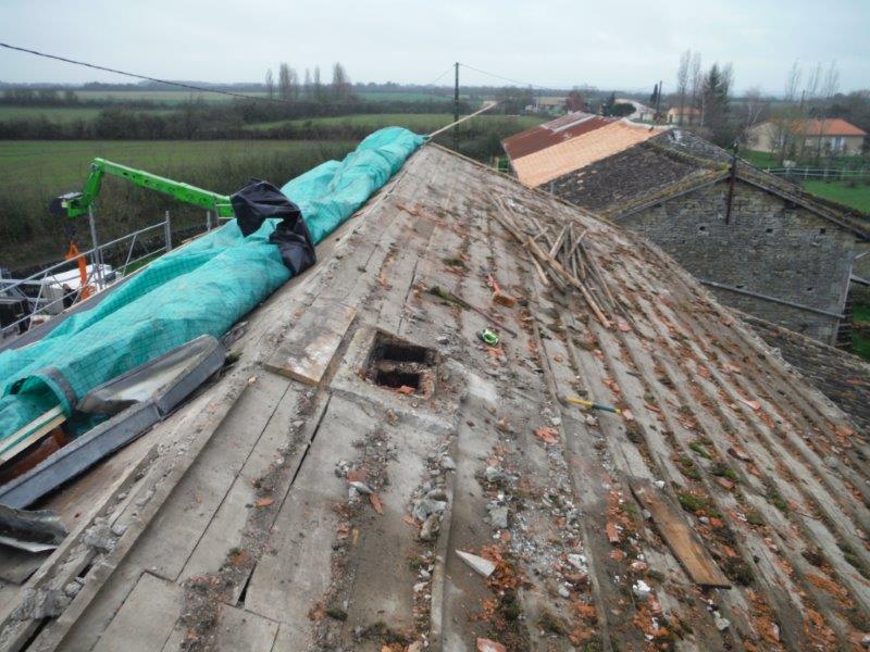 Isolation type sarking et couverture tuiles en Vienne (86)